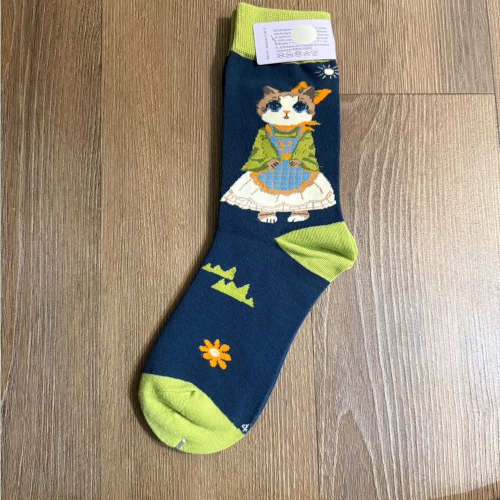 New Adorable Cat Graphic Socks